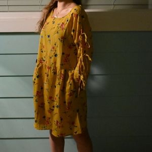 Yellow Floral Tie Sleeve Dress (tag attached)